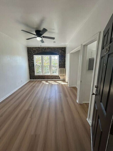 Building Photo - 1411 Toberman St