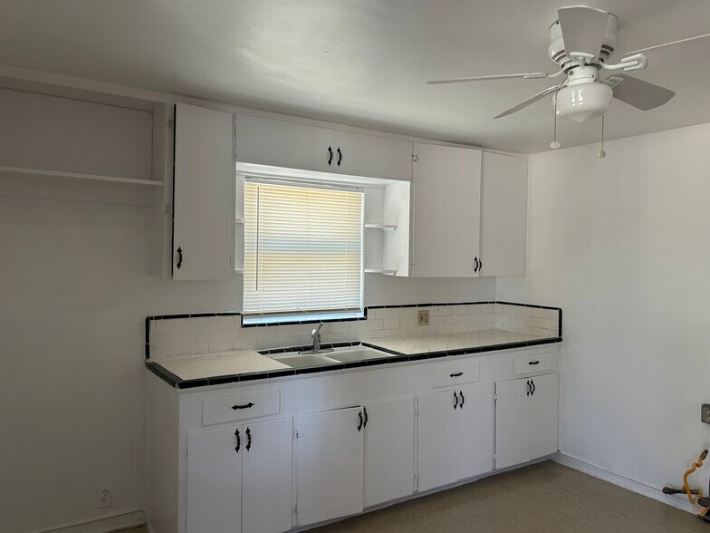 Kitchen. New appliances on order. - 185 Vinson Way