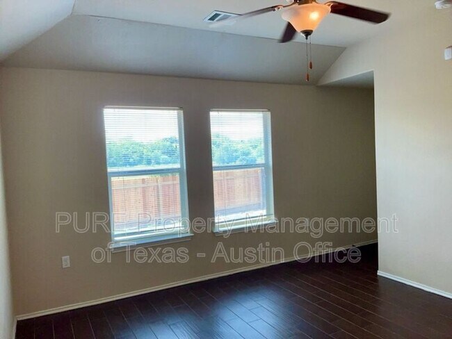 Building Photo - 7505 Cedar Edge Dr