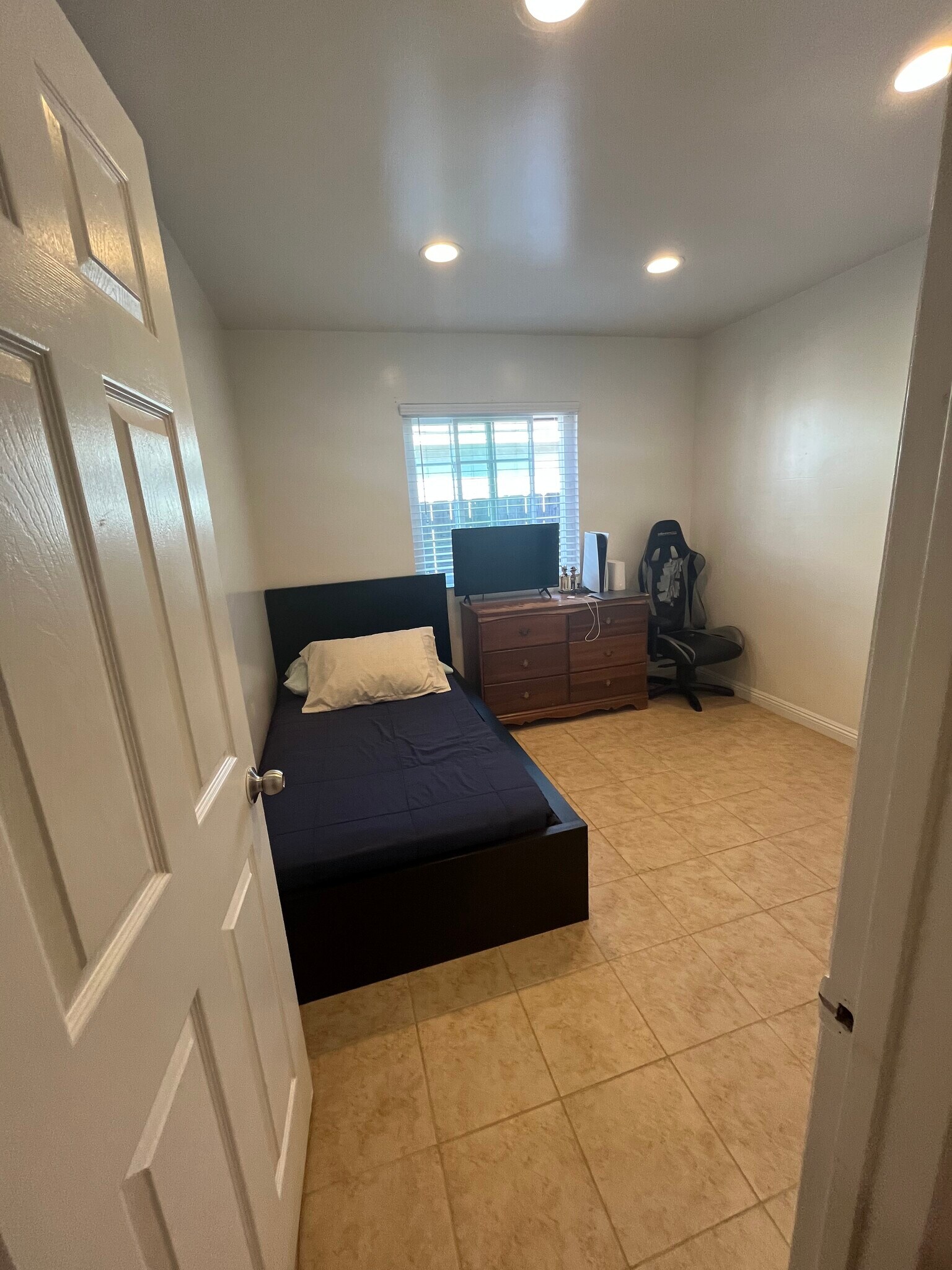 Building Photo - 8695 Belfast Cir