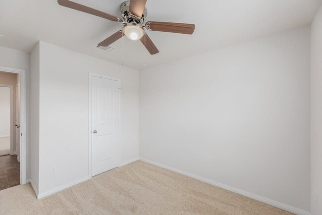 Building Photo - 21012 Abigail Fillmore Rd