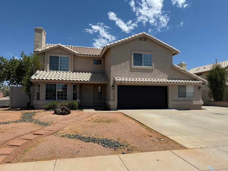 Primary Photo - 8460 W Aster Dr