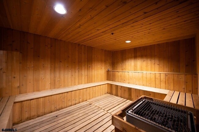 Building Photo - 3851 Boardwalk