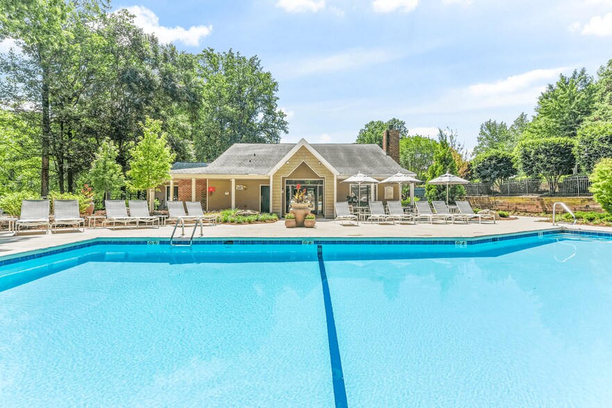 Southpark Commons Apartment Homes 4401 Hampton Ridge Dr Charlotte NC