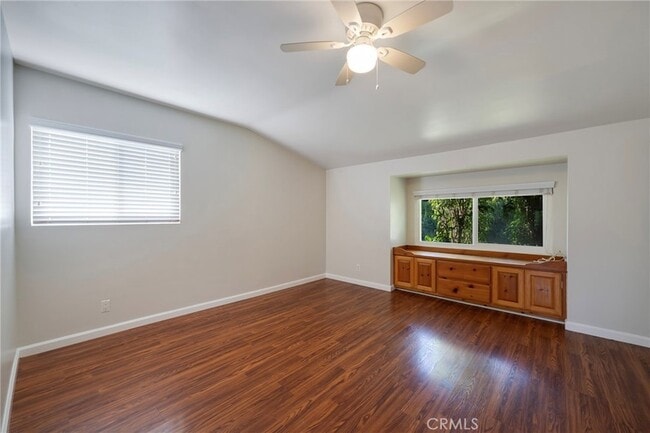 Building Photo - 3202 Belvedere Dr