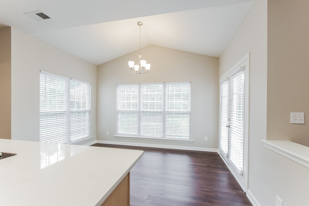 Building Photo - 3435 Fairfax Woods Dr