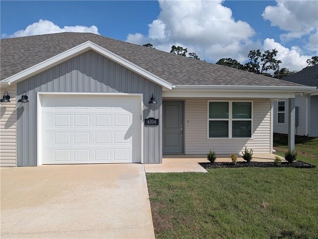 Building Photo - 6306 NW Kathleen St