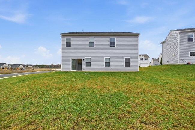 Building Photo - 22 Preening Rd