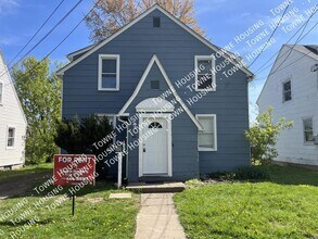 Building Photo - 80 Charlotte St