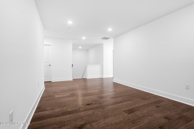 Building Photo - 103 Woolley Ct