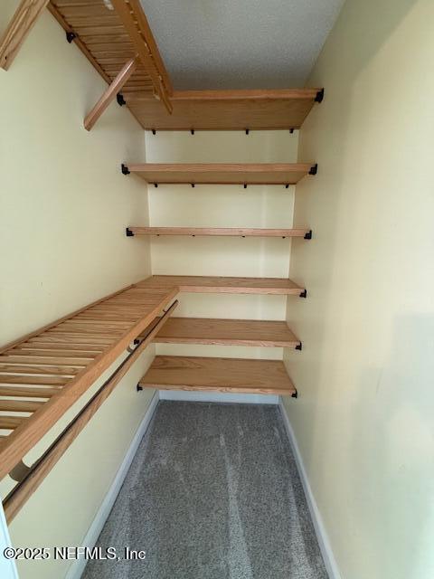 Building Photo - 12947 Tree Wy Ct N