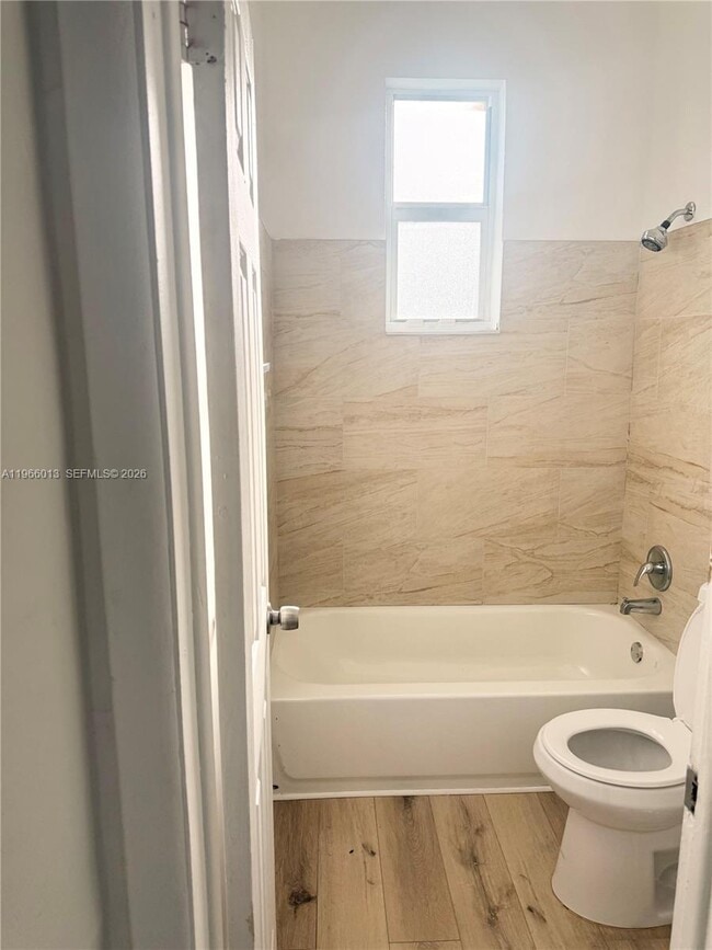 Building Photo - 836 NW 10th St