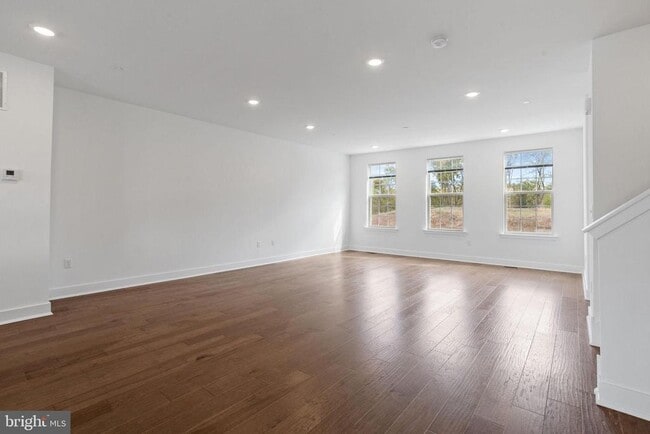 Building Photo - 140 ADA Hightower Ave