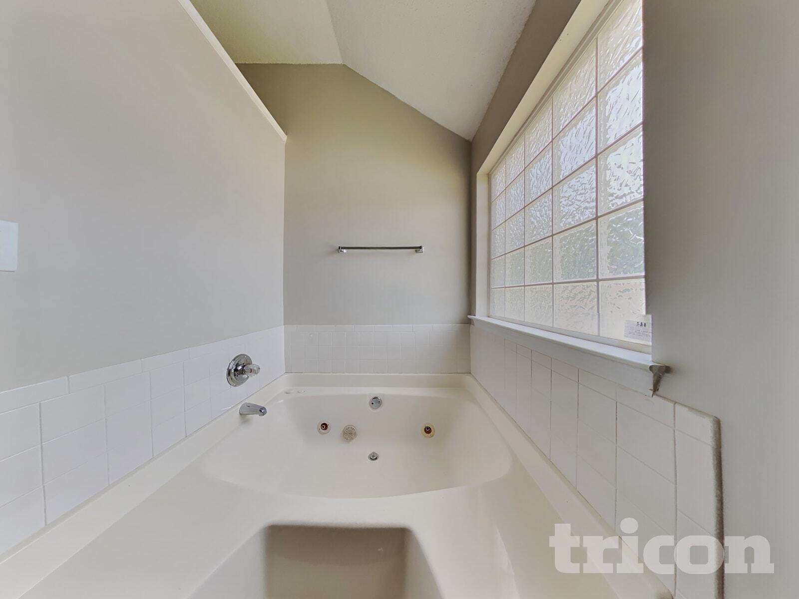 Building Photo - 4360 Bridle Point Pkwy