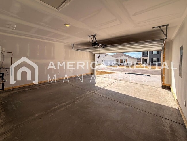 Building Photo - Move-in Special! New Construction Home in Cullman, AL - Available NOW! Sign a 13-month lease by 5...