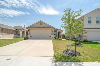 Building Photo - 125 Frederick Dr