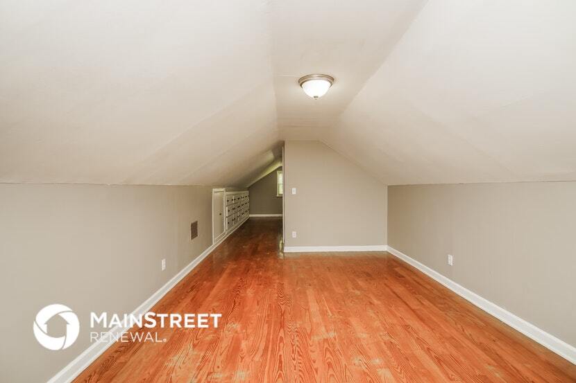 Building Photo - 821 S Harris Ave