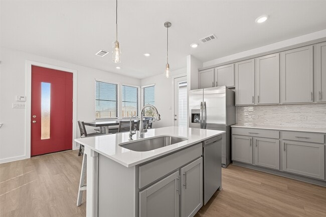 Building Photo - 3223 Loam Ln