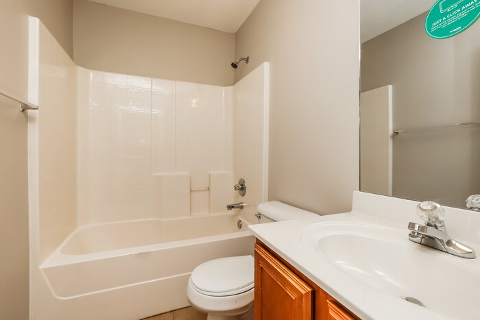 Building Photo - 7904 Rainey Dr