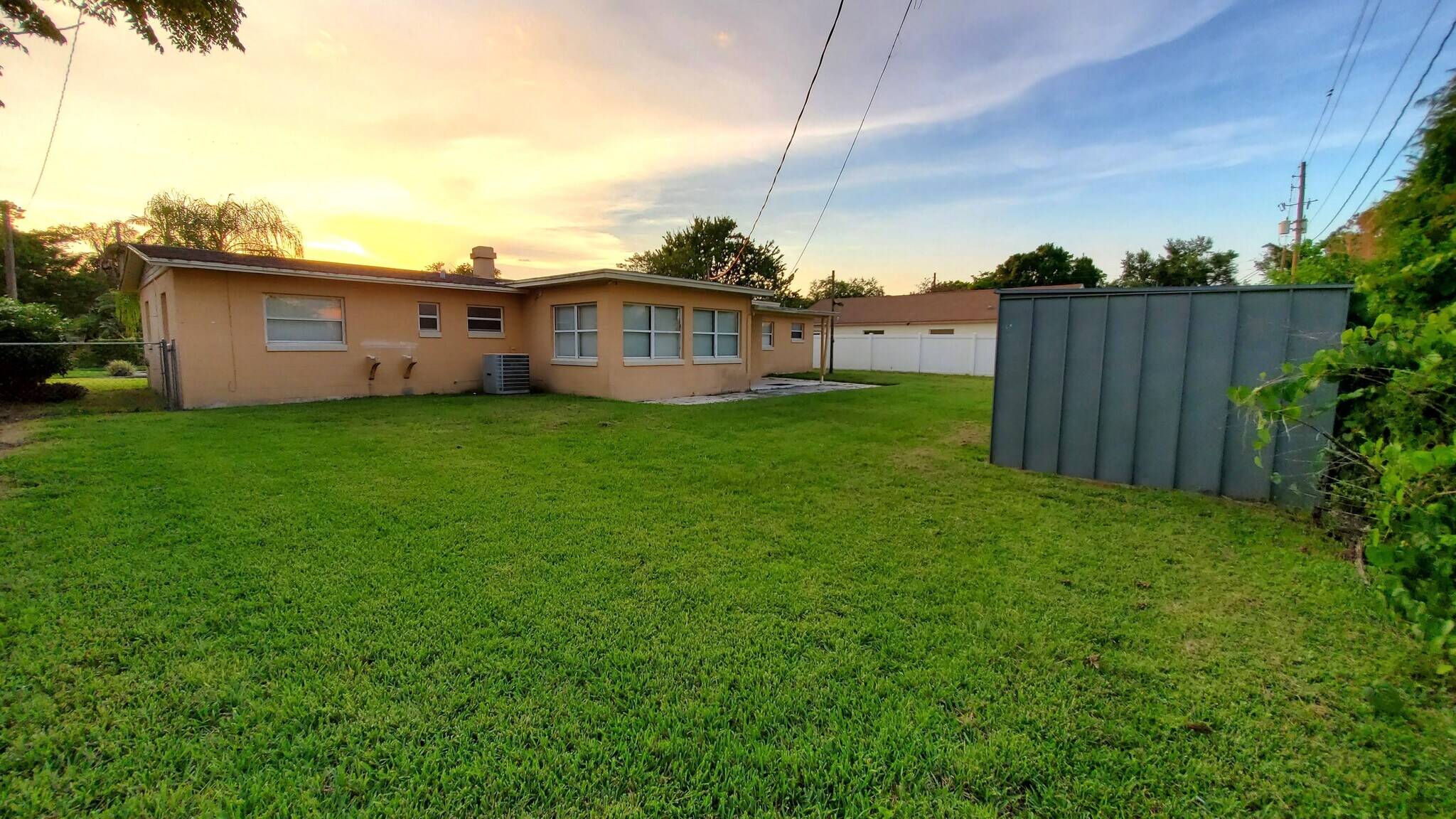Backyard with Shed - 1721 Moselle Avenue
