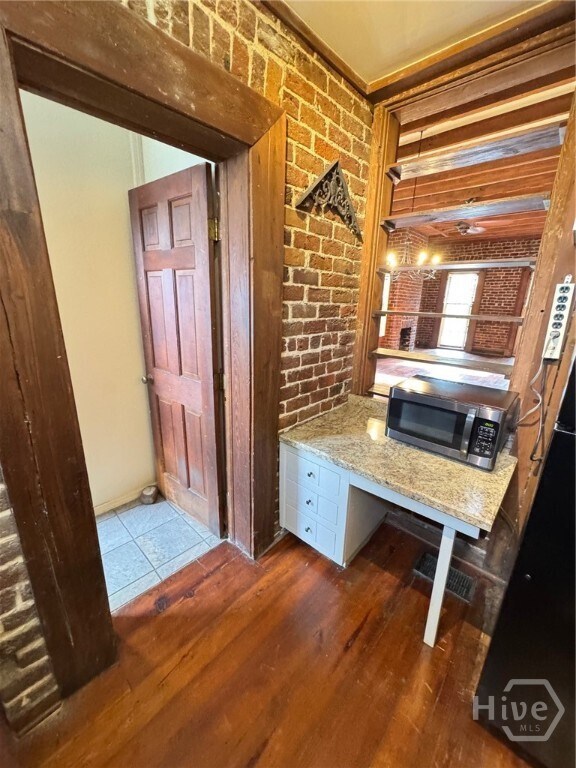 Building Photo - 424 E Macon St