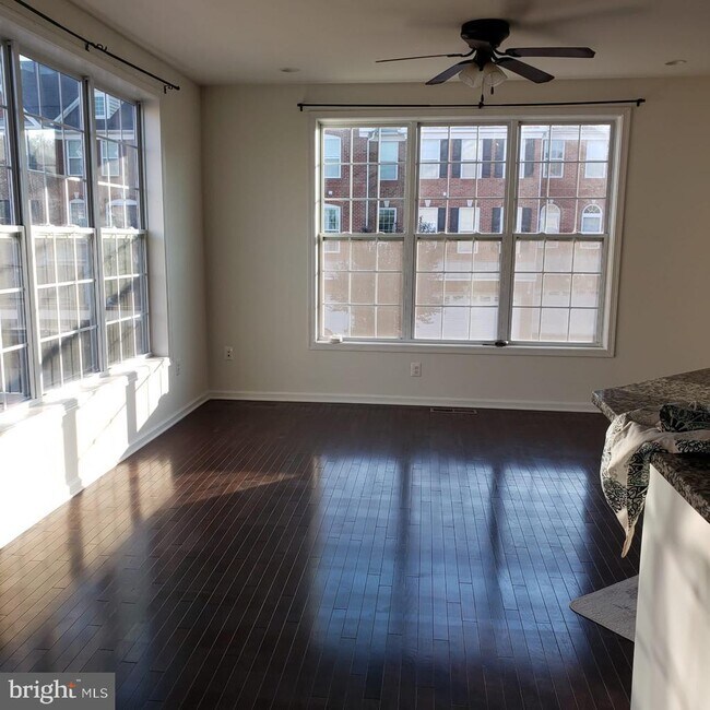 Building Photo - 23409 Berkeley Meadows Dr