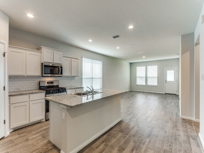 Building Photo - 5217 Blue Night Dr