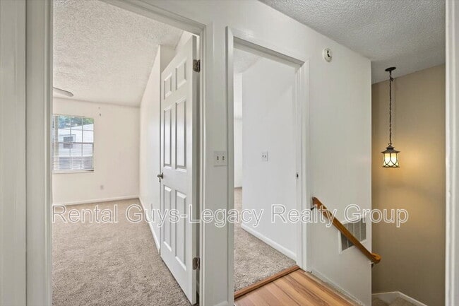 Building Photo - 803 Kettering Way