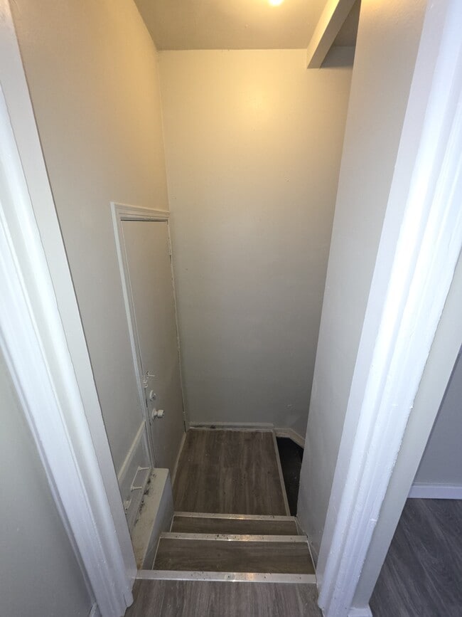 Building Photo - 9341 Auburn St