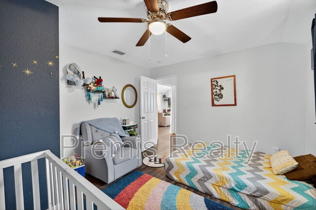 Building Photo - 4201 3rd Ave N