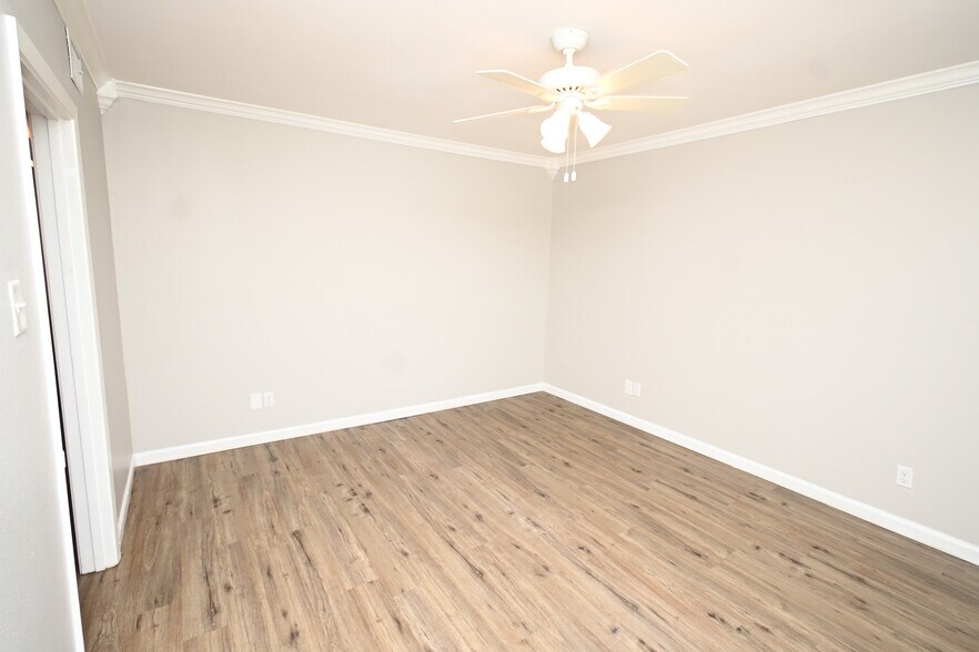 Bedroom 1 - 3820 Fairfield Ave