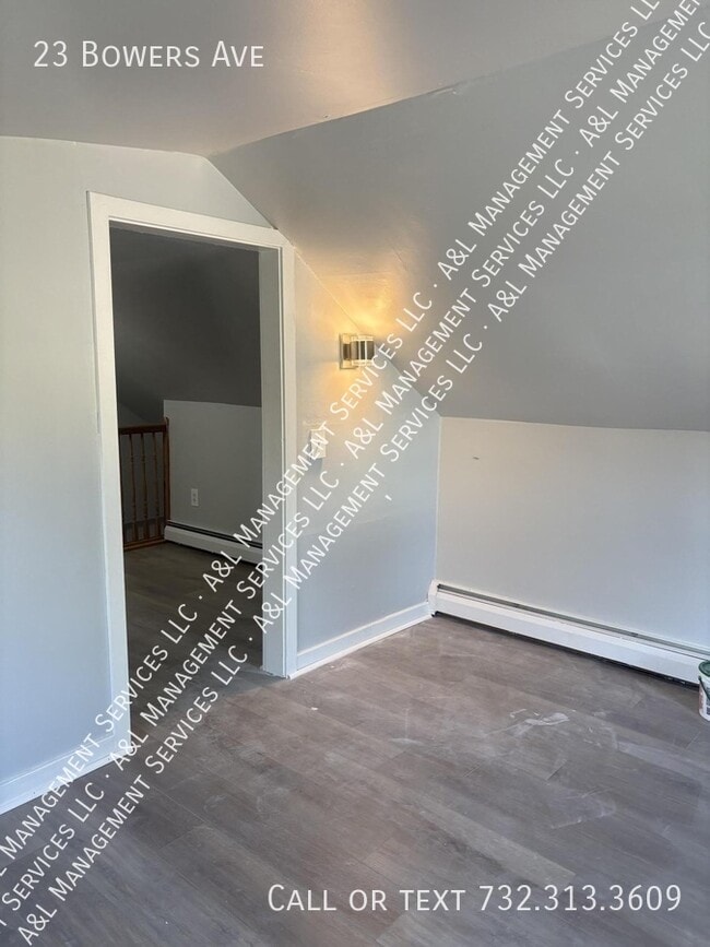 Building Photo - 23 Bowers Ave