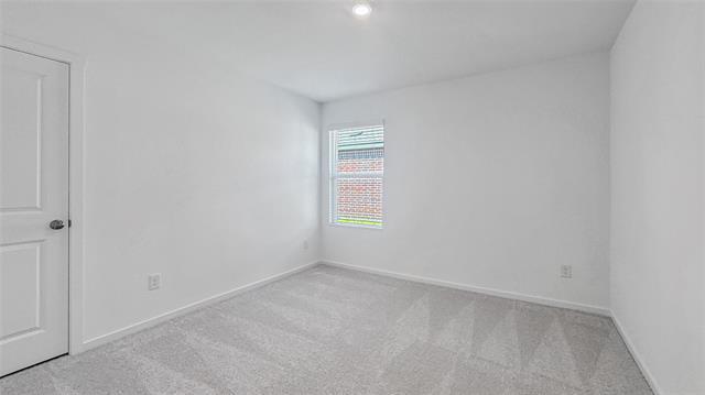 Building Photo - 628 Haskell Dr