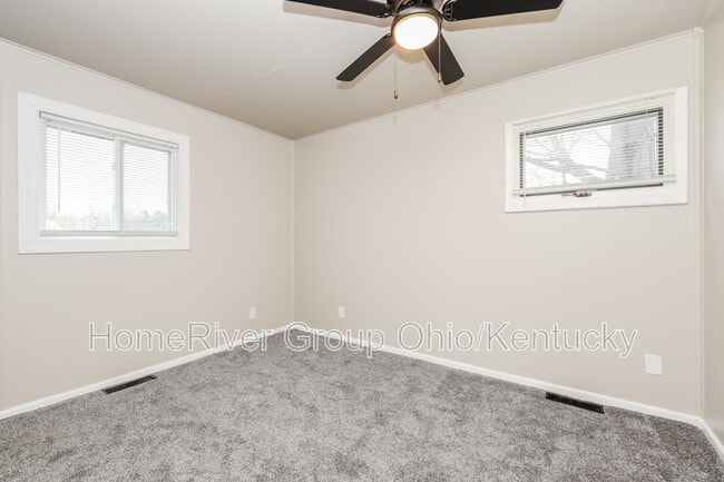 Building Photo - 2981 Kerwood Dr