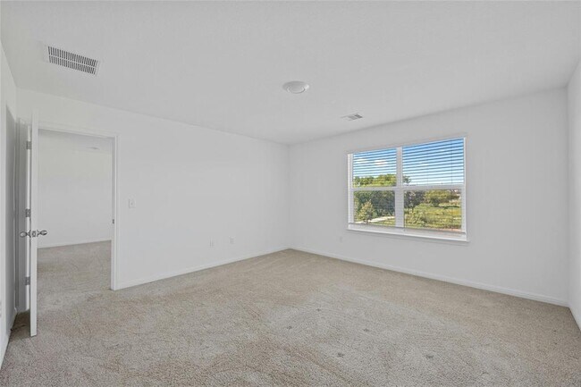 Building Photo - 321 Brody Ln