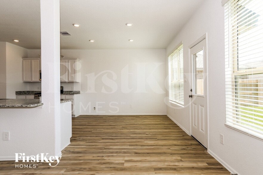 Building Photo - 23939 Steep Climb Dr