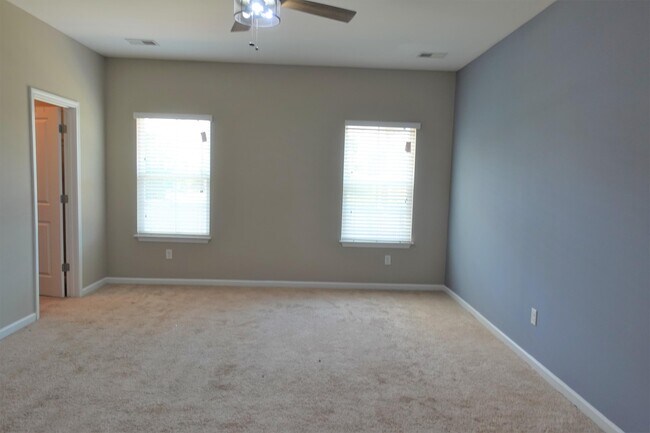 Building Photo - 344 Marble Ln
