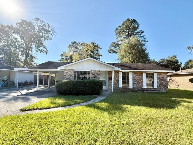 Building Photo - Home For Lease