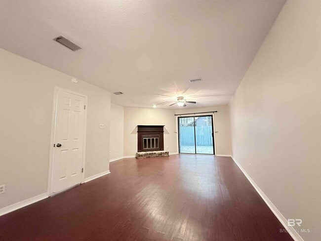 Building Photo - 36 Summer Oaks Dr