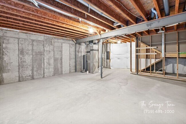 Building Photo - 740 Brambleberry Hts
