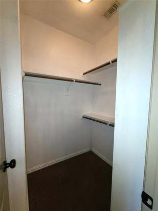 Building Photo - 1110 Avendale Dr