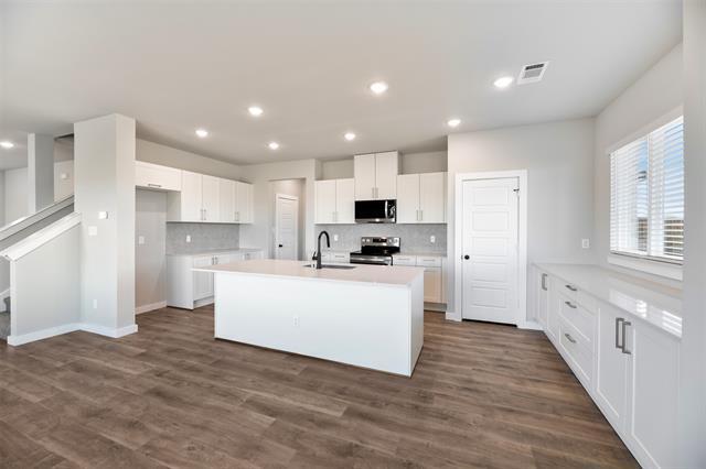 Building Photo - 4013 Lecroy Ct