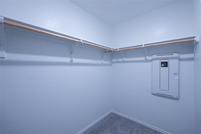 Building Photo - 308 Cowpoke Dr