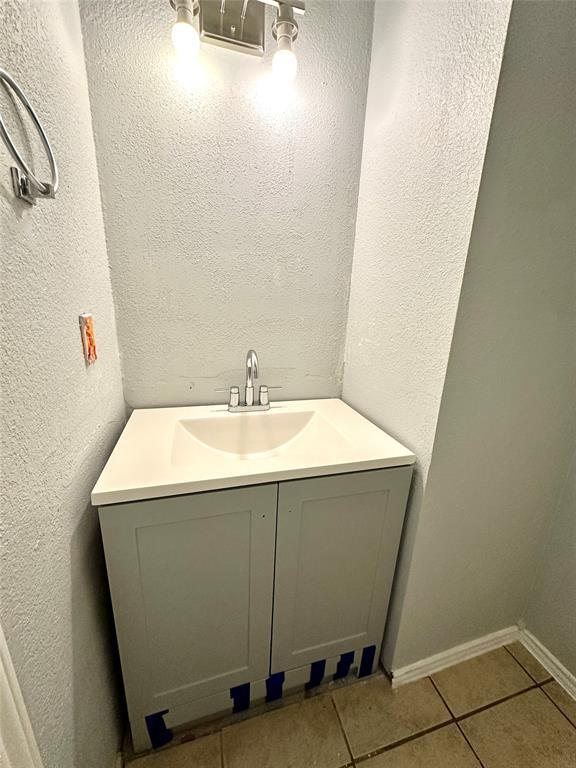 Building Photo - 8011 Tuscarora Trail