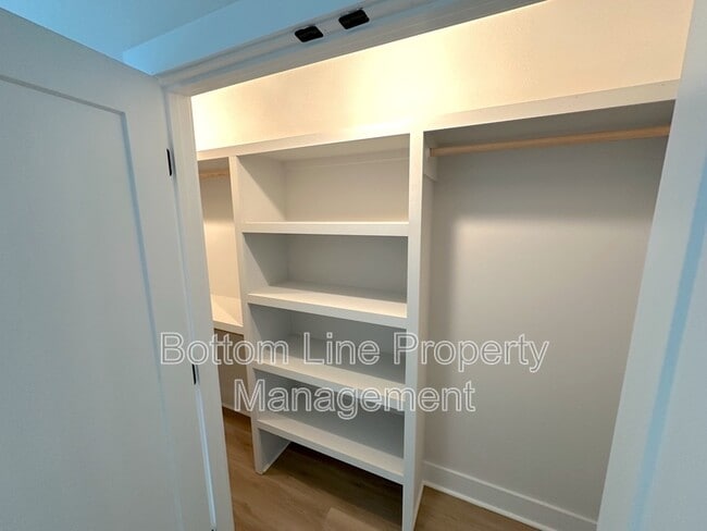 Building Photo - 1354 Briar Creek Rd