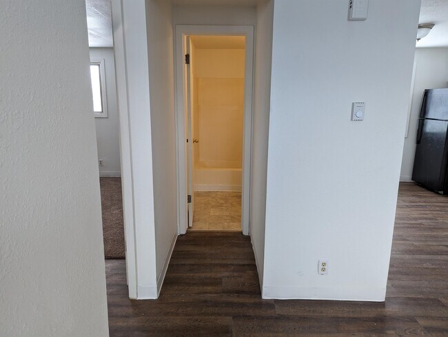 Building Photo - 1485 Benton St