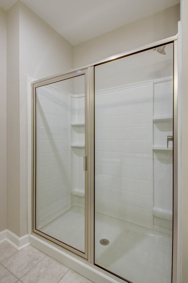 Building Photo - 7202 Bowen Corner Avenue Apt #Unit 10, Han...