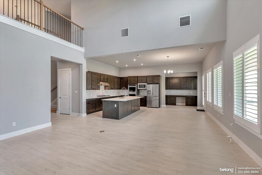 Building Photo - 318 Prairie Clover Dr