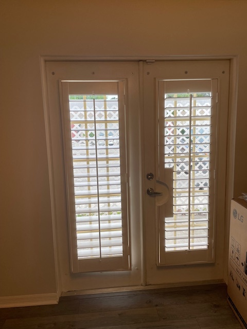 Dining areas with French doors to patio - 533 13th Pl