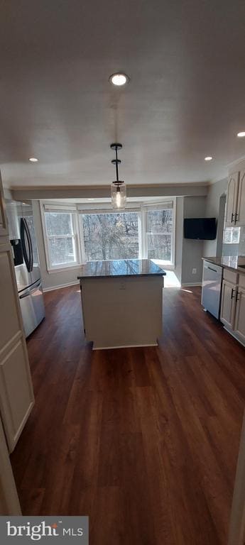 Building Photo - 19100 Annapolis Way